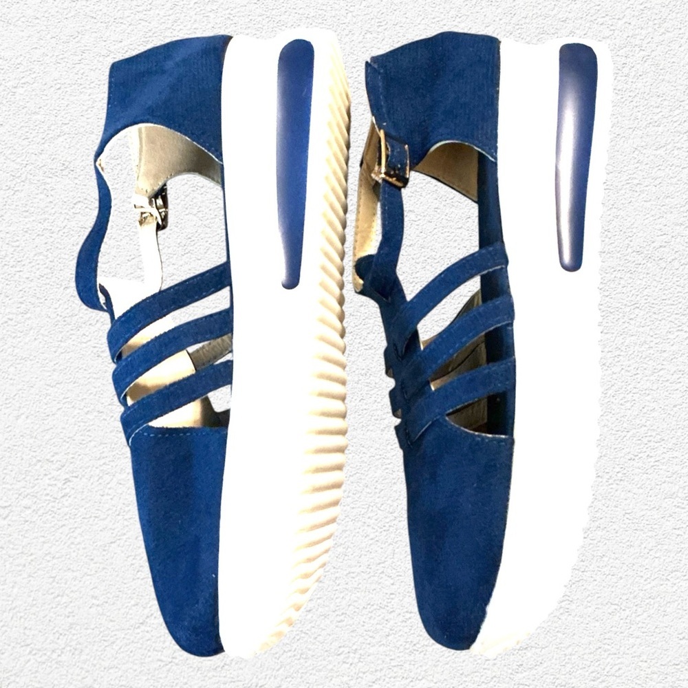 🌺Royal Blue Suede Strappy Buckle Shoes - Picture 3 of 4